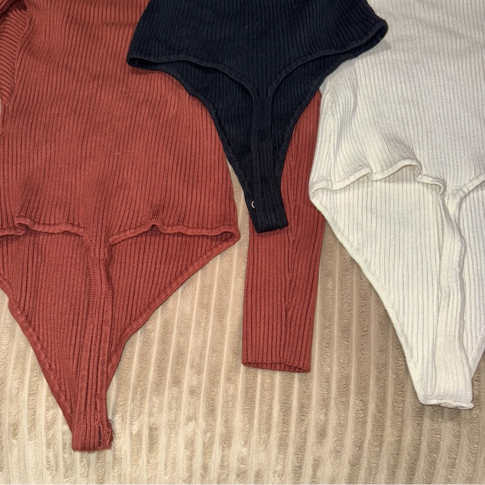 3 pack Abercrombie Sweater Thong Bodysuits (Large)! - Picture 7 of 14